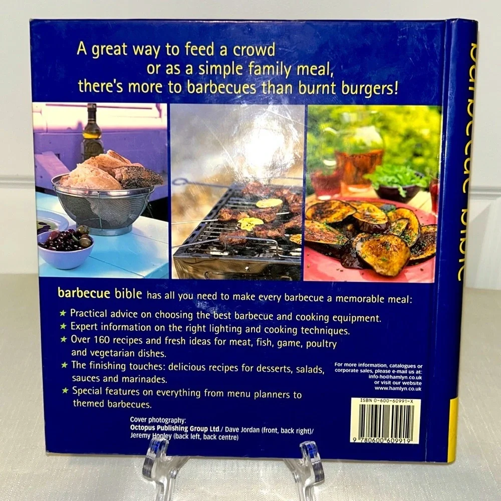 Barbecue Bible Cookbook ©️2003 Vintage Great Condition